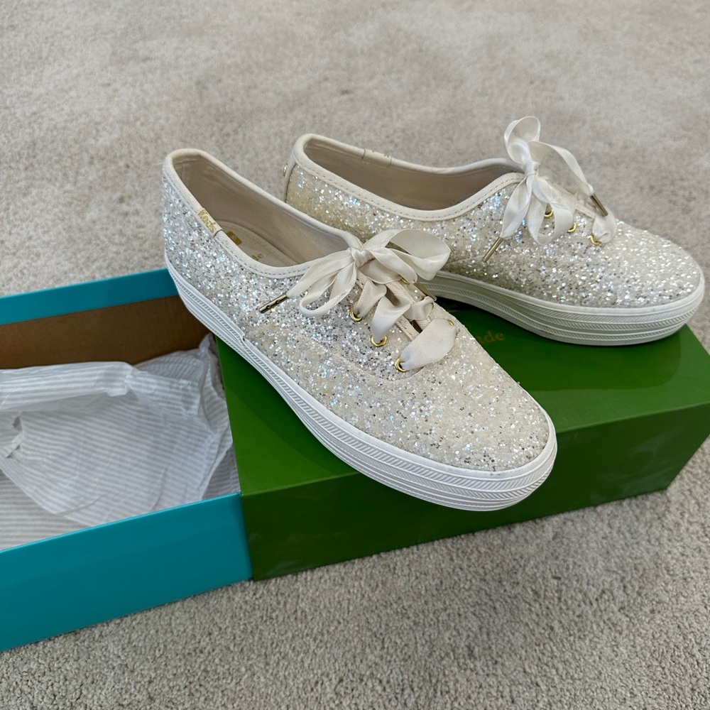 Triple decker sparkle keds never worn in box